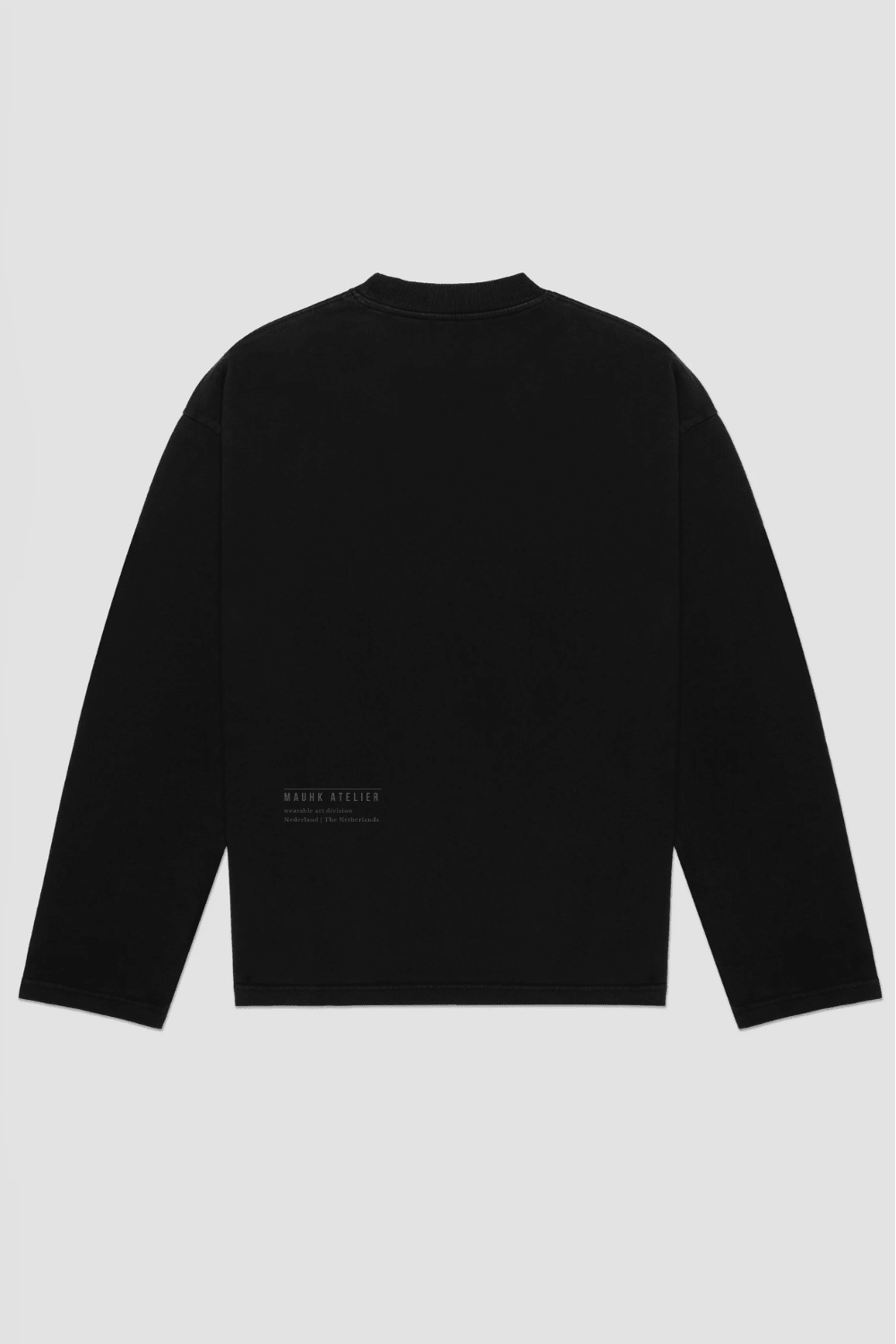 ATELIER. NERO | OVERSIZED BOXY LONGSLEEVE - MAUHK
