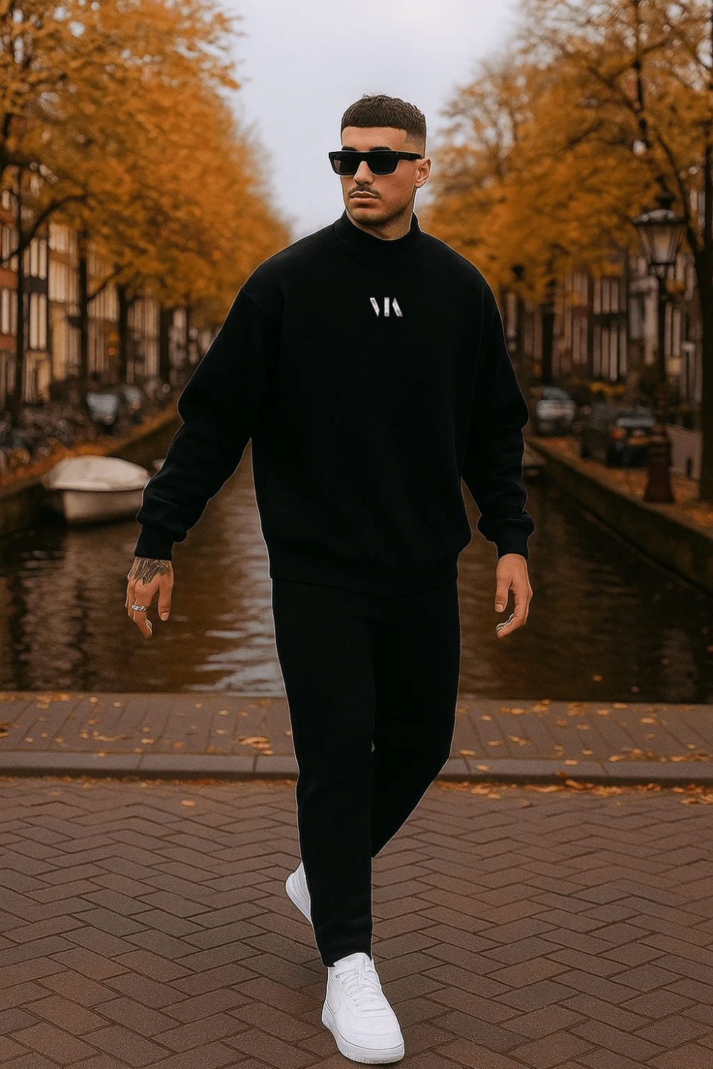 DELFT'S BROKEN TILE SWEATSHIRT - MAUHK