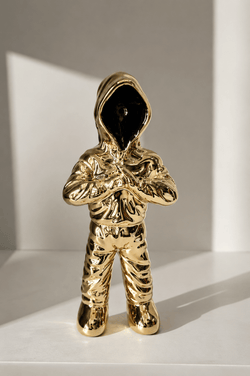 GOLDEN HOODIE MAN - MAUHK