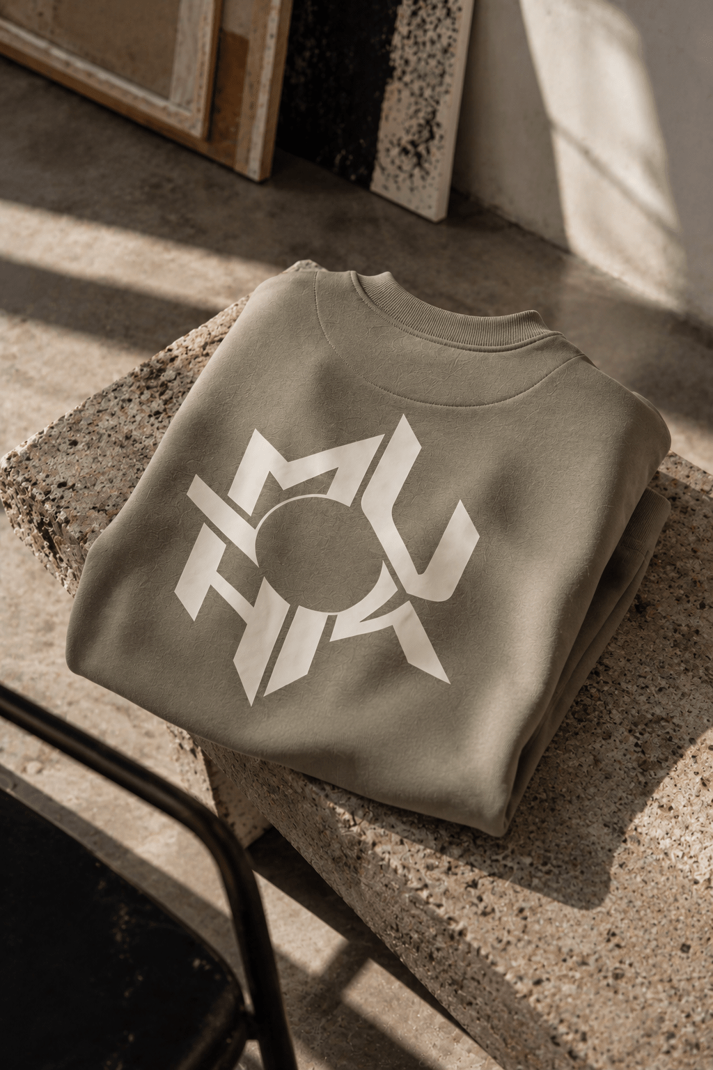 ORBIT SWEATSHIRT - MAUHK